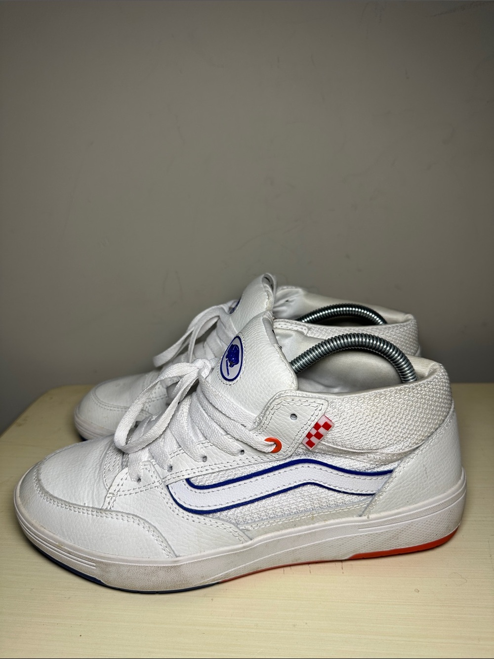 Vans mid skate Zahba Low top shoes athletic white blue and red